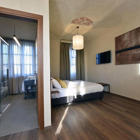 Cascina La Badia Bed & Breakfast Montegrosso d'Asti Ngoại thất bức ảnh
